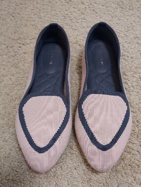 Birdies Slip,Ons SIZE 8